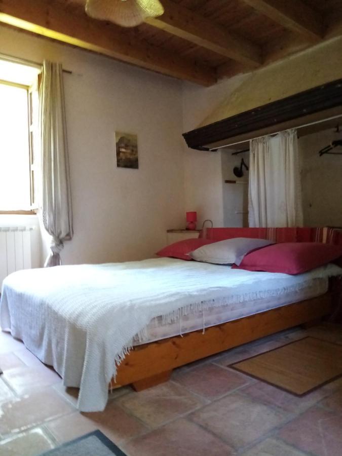 Mas Des Nabieres Bed & Breakfast Saint-Martial  Ngoại thất bức ảnh