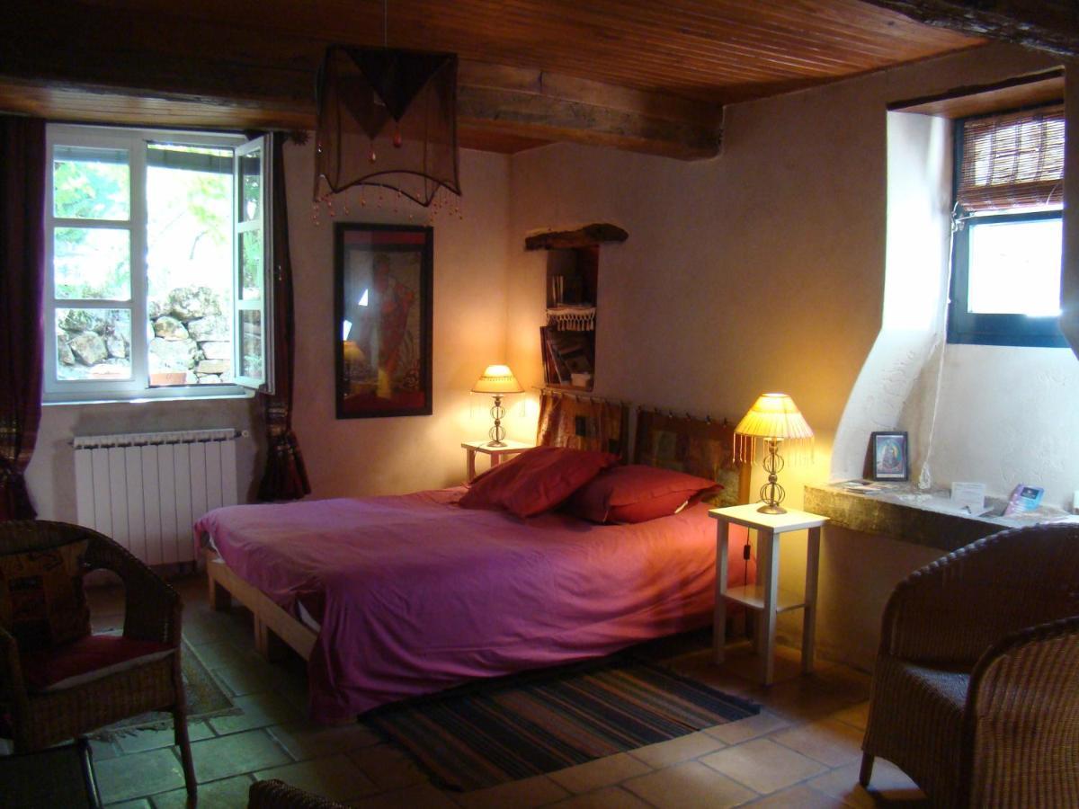 Mas Des Nabieres Bed & Breakfast Saint-Martial  Ngoại thất bức ảnh